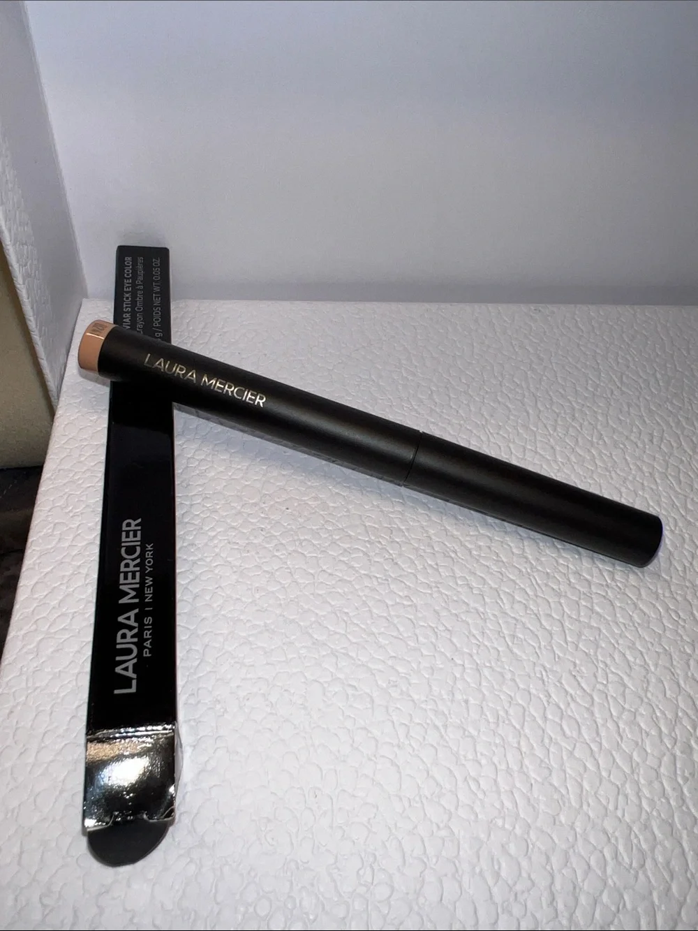Laura Mercier Caviar Stick Eye Colour in Dune